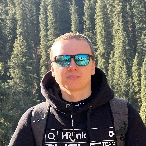 Александр Бовин