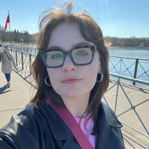 Анна Конохова