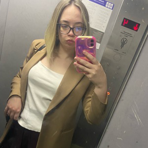 Алёна Ветрова