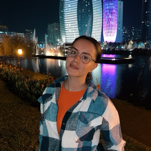 Влада Любушкина