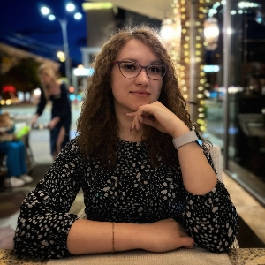 Александра Фелистова | Сетка — социальная сеть от hh.ru