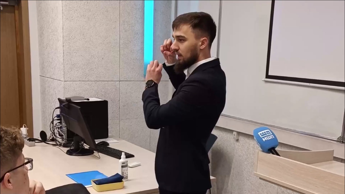 Приятно быть в числе организаторов первого хакатона для школ | Сетка — социальная сеть от hh.ru