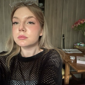 Саша Волкова