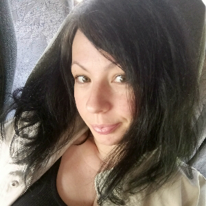 Александра Сулейманова