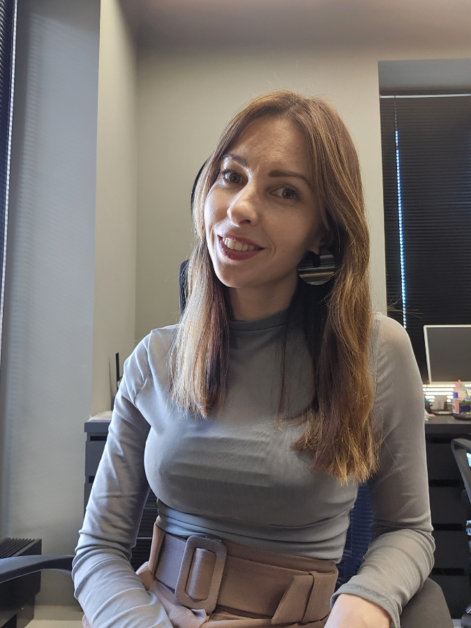 Всем привет!
Хочу поделиться своими мыслями и предложить вам тоже поразмыслить)
В отдел по работе с клиентами ищем сотрудника. Процесс поиска и  подбора нынче непростой | Сетка — социальная сеть от hh.ru