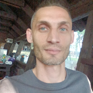 Олег Десятников