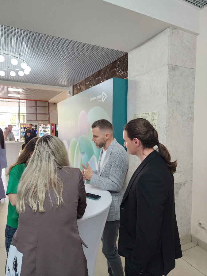 Сегодня посетил Кейс-Форум от СБЕР Бизнес!
Резюмирую: 
Вопросы развития HR  в компании остаются на данный момент одними из самых важных, т.к | Сетка — социальная сеть от hh.ru