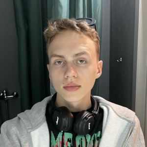 Саша Масленников