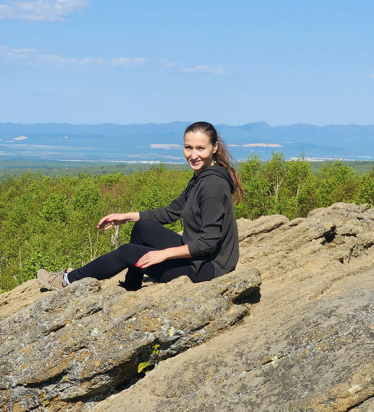 🧐 В чем выгода для московских компаний, когда их удаленные сотрудники или партнёры работают на Сахалине с разницей во времени +8❓️❓️❓️⬇️
❗️1️⃣ Когда сотрудник работает на Сахалине, а компания находитс... | Сетка — социальная сеть от hh.ru