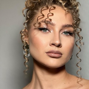 Лень Виктория | Сетка — социальная сеть от hh.ru