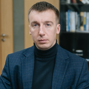 Леонид Новиков