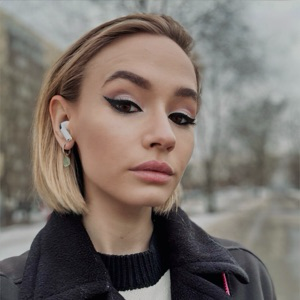 Lyubov-Vera Finch | Сетка — социальная сеть от hh.ru