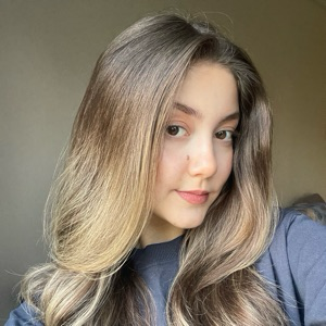 Ксения Ставская