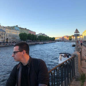 Артём Николаев