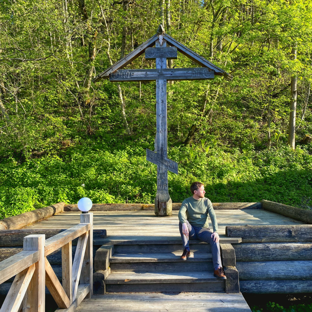 Из пяти Святых Лавр Православной Руси до поездки в Сергиев Посад я был только в трёх: посвящённых святому благоверному князю Александру Невскому в Санкт-Петербурге, Иоанну Затворнику Святогорскому в 1... | Сетка — социальная сеть от hh.ru