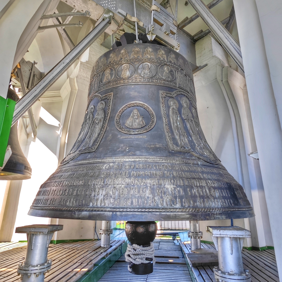 Из пяти Святых Лавр Православной Руси до поездки в Сергиев Посад я был только в трёх: посвящённых святому благоверному князю Александру Невскому в Санкт-Петербурге, Иоанну Затворнику Святогорскому в 1... | Сетка — социальная сеть от hh.ru