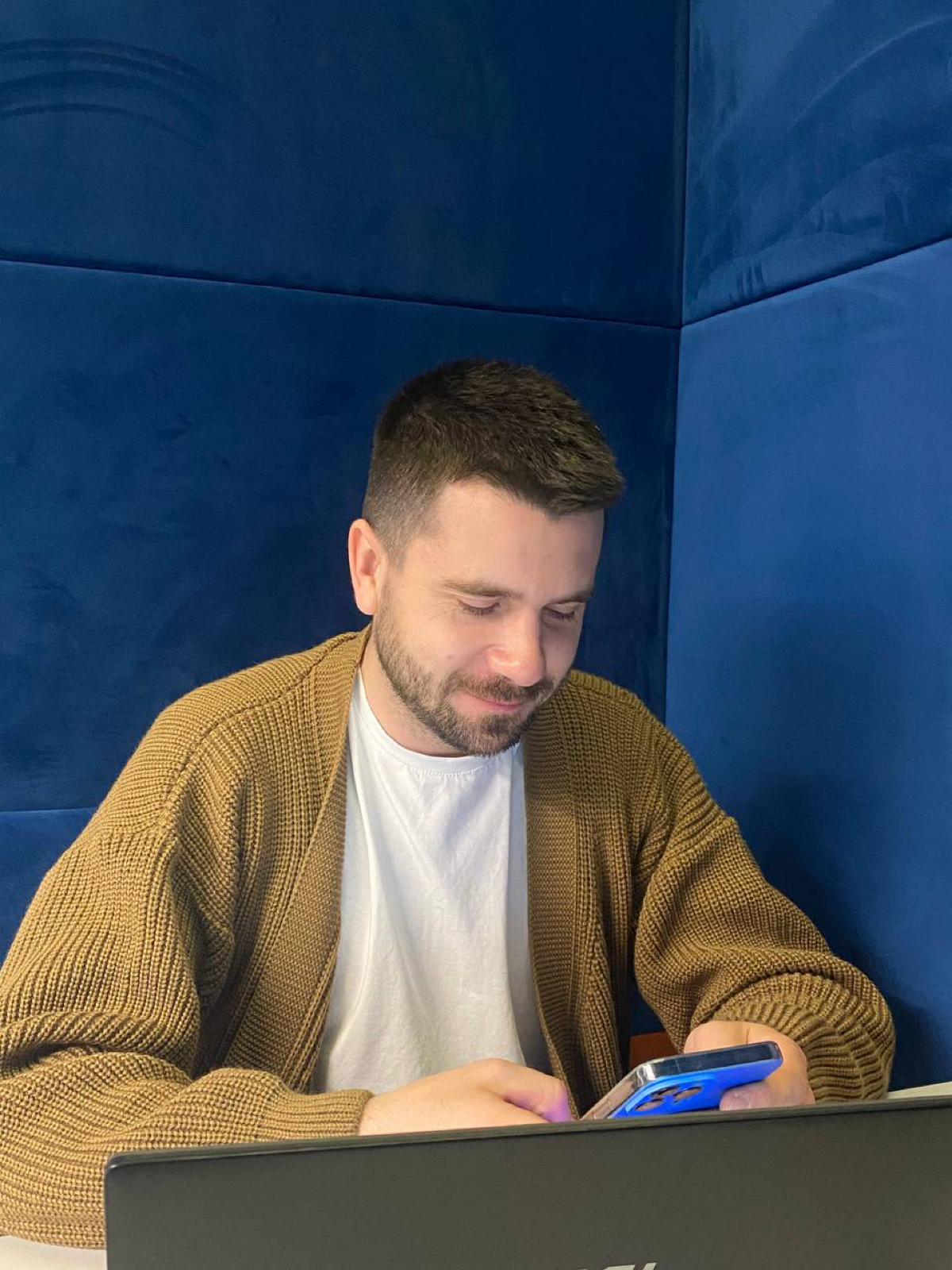 Вступительный пост — это когда нужно вместить 7+ лет опыта в | Сетка — социальная сеть от hh.ru