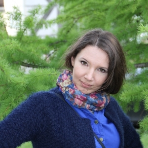 Анна Попова