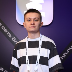 София Сурова | Сетка — социальная сеть от hh.ru