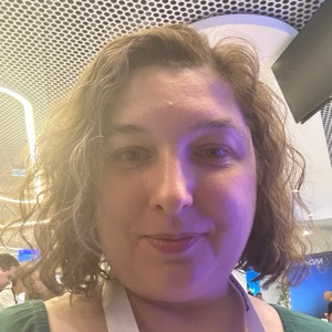 Nadezhda Baibekova | Сетка — социальная сеть от hh.ru