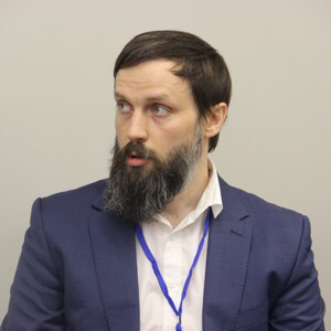 Олег Котов
