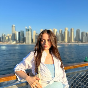 Влада Сучкова