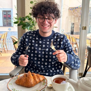 Арсен Шарян | Сетка — социальная сеть от hh.ru