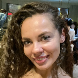 Яна Смирнова | Сетка — социальная сеть от hh.ru