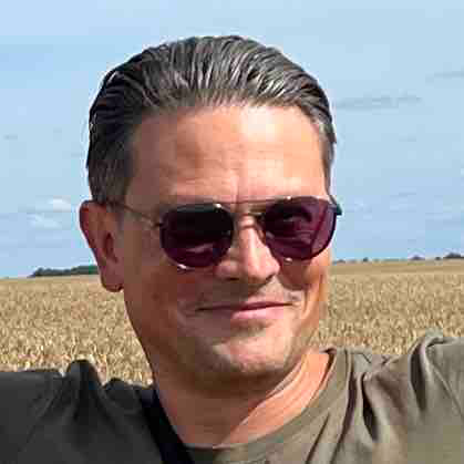 Сергей Левченко | Сетка — социальная сеть от hh.ru