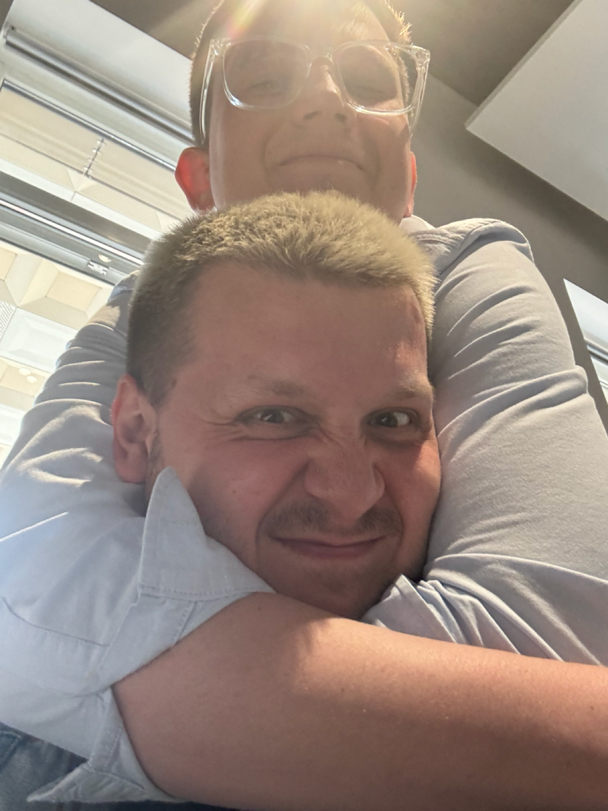 А тут мой линк https://www.linkedin.com/in/dmitriy-potseluyev-74aa48264?utmsource=share&utmcampaign=sharevia&utmcontent=profile&utmmedium=iosapp | Сетка — социальная сеть от hh.ru