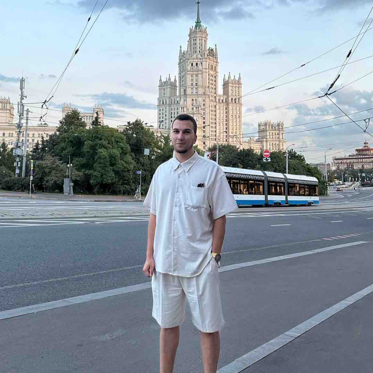Владислав Дмитриев