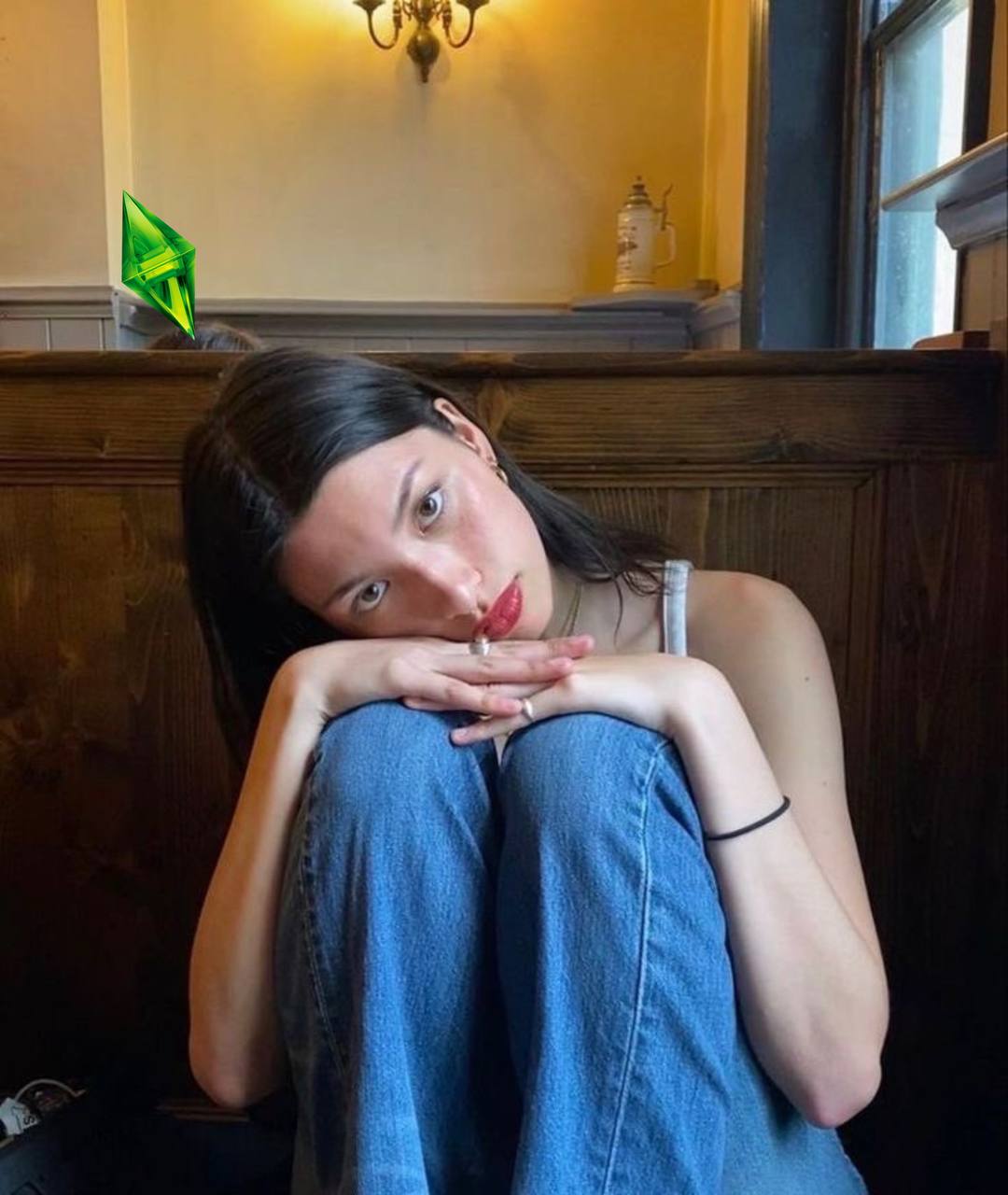 Милая идея для ежедневных фотографий👒
Все мы играли в Симс я до сих пор это делаю🤭 и ,скорее всего, вы видели зелёный ромбик настроения над головами Симов ,кстати, он называется пламбобМне кажется это... | Сетка — социальная сеть от hh.ru