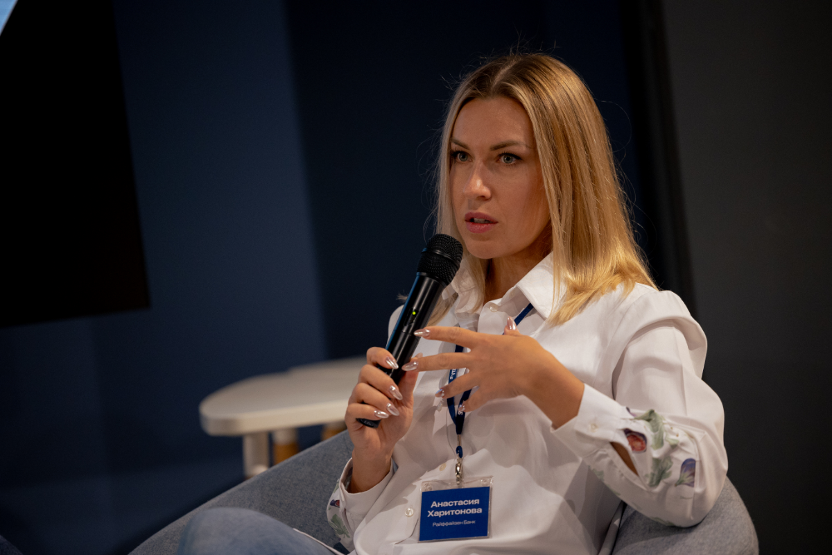 В прошлый четверг прошел VTB design day, где мы с Колей Соболевым из ВТБ, Митей Осадчуком из Иви и другими пообщались на тему роли продуктового дизайна в компании, как разные компании развивают дизайн... | Сетка — социальная сеть от hh.ru