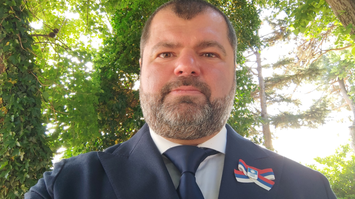 Александр Ветров
