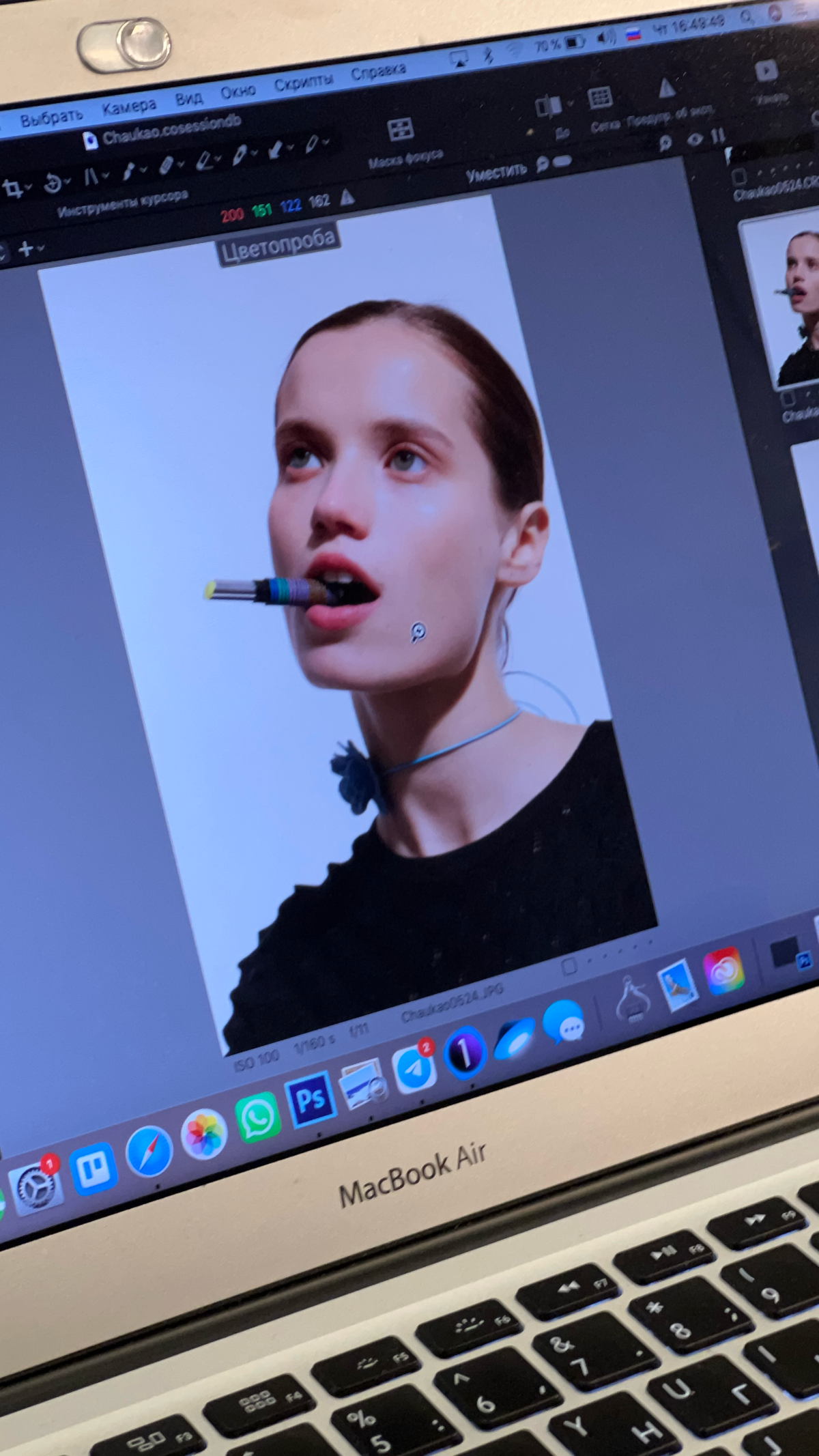 Киберспорт - это конечно удивительно, учитывая, что мне ближе съемки направления beauty и fashion 👌🏼
Вот, например, одна из съемок для косметического бренда Cha O Kao | Сетка — социальная сеть от hh.ru