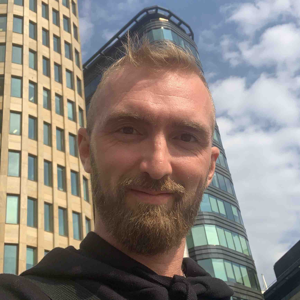Михаил Тарасов
