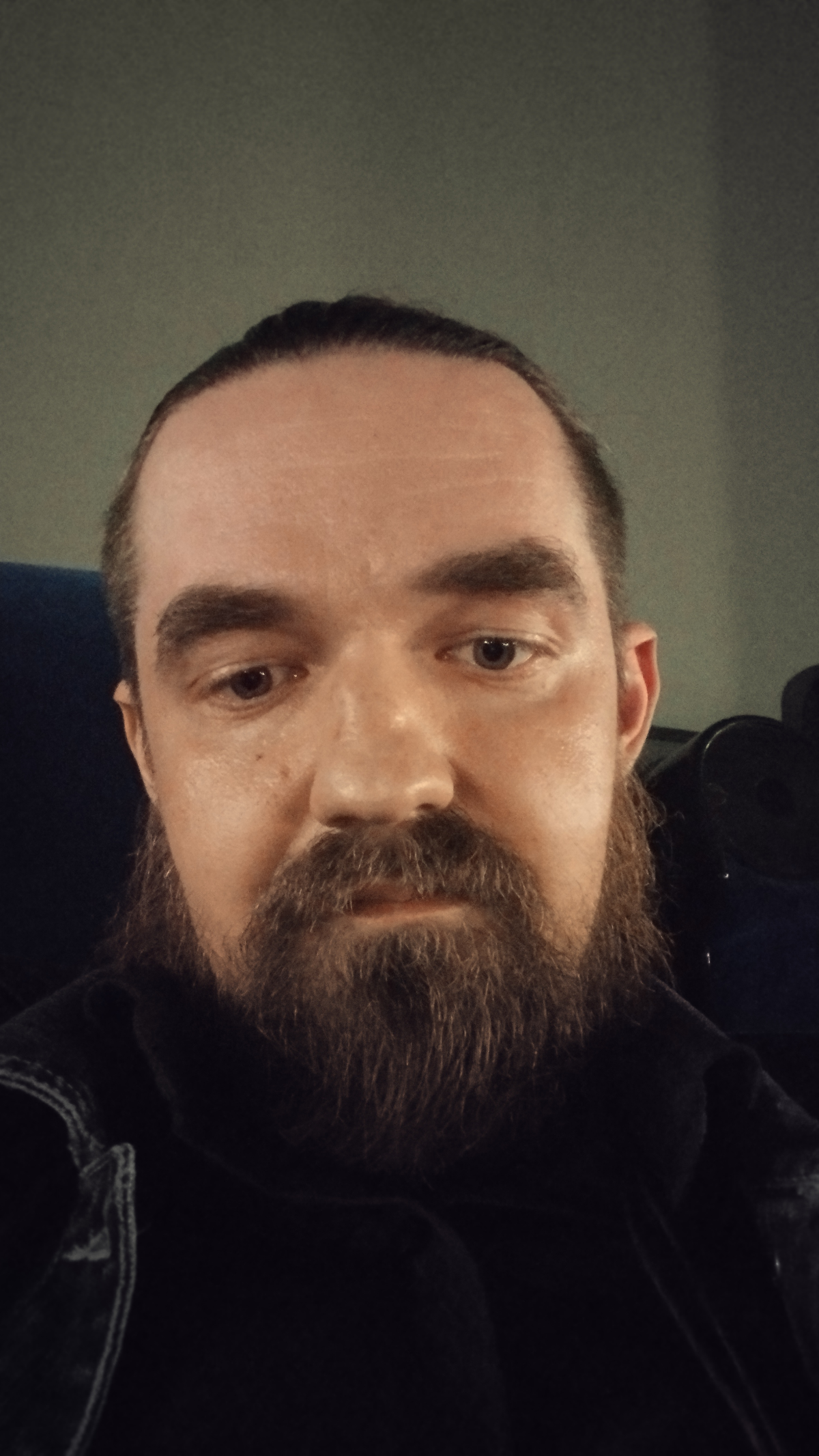 Душа поэта стремилась в рай, взял себя и опять уволил.
Это я так работаю аха, как говориться в поговорке горит сарай гори и хата. Пошел за кофе дошел до кинотеатра | Сетка — социальная сеть от hh.ru