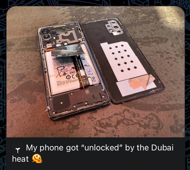 Так вот почему #телеграм упал — 
у Паши телефон просто расклеился 🤭 
А пока тг на часик прилег, Паша бегал
за новым телефоном | Сетка — социальная сеть от hh.ru