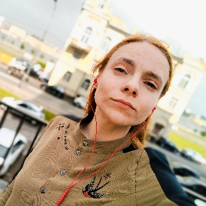 Полина Расторгуева