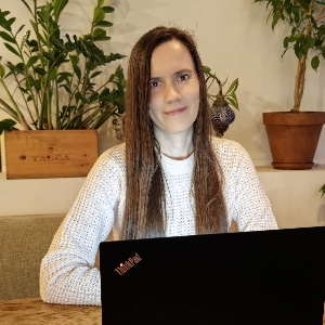 Алёна Сажинова