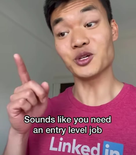 Бесконечно можно смотреть на три вещи: как горит огонь, как течет вода, и как джун откликается на вакансии "без опыта".
#junior #юмор #вакансии | Сетка — социальная сеть от hh.ru