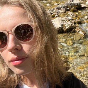 Юлия Захарова | Сетка — социальная сеть от hh.ru