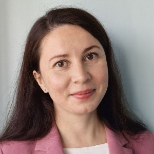 Юлия Константинова | Сетка — социальная сеть от hh.ru