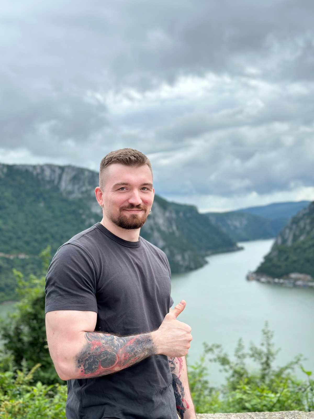 💥 Ищу к себе в команду опытного Middle Product Manager, который займется развитием базы знаний для клиентов малого и среднего бизнеса в нашем Т-Банке (Тинькофф) | Сетка — социальная сеть от hh.ru