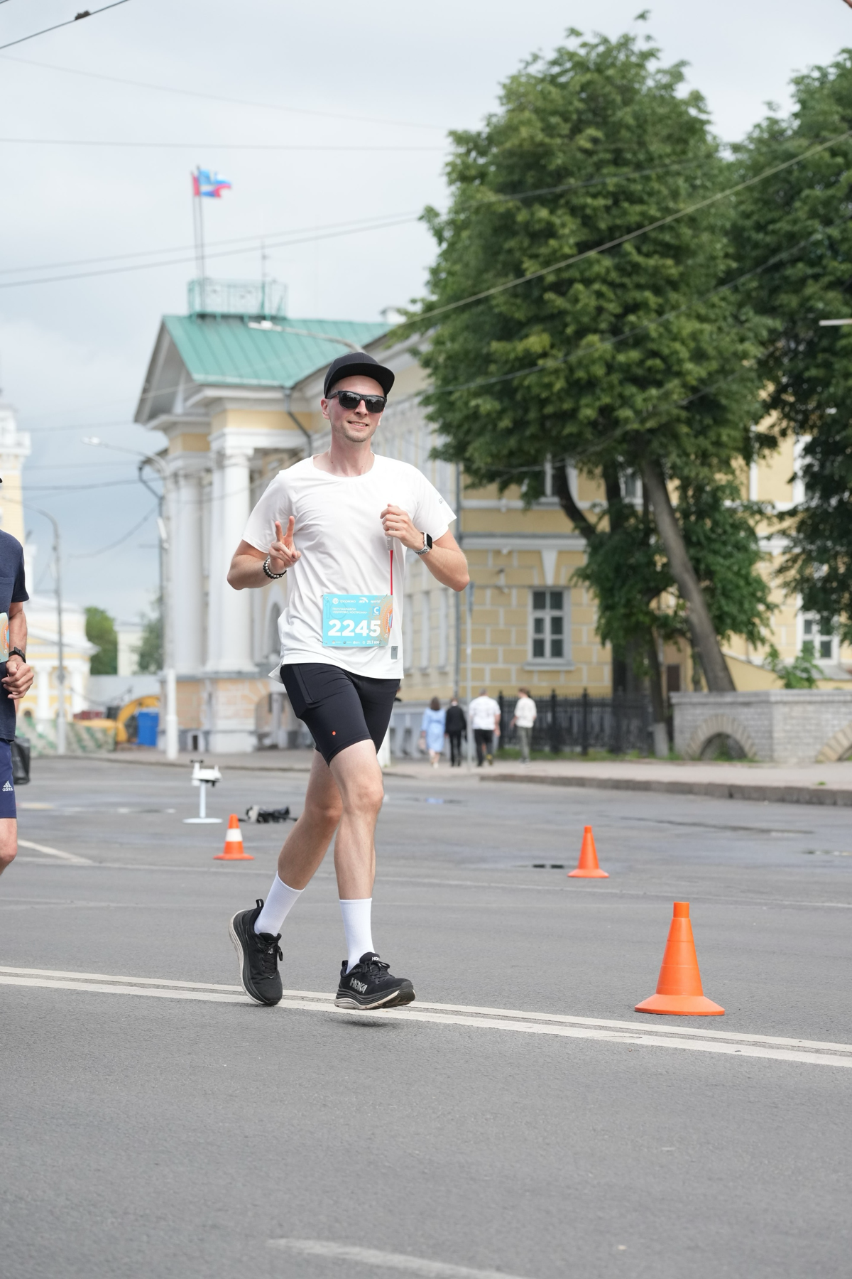 12 июня 2024 года. Полумарафон «Здорово, Кострома!»
Люблю Кострому. Тут я полюбил бег. Здесь я понял, что это может быть классно, весело и интересно | Сетка — социальная сеть от hh.ru