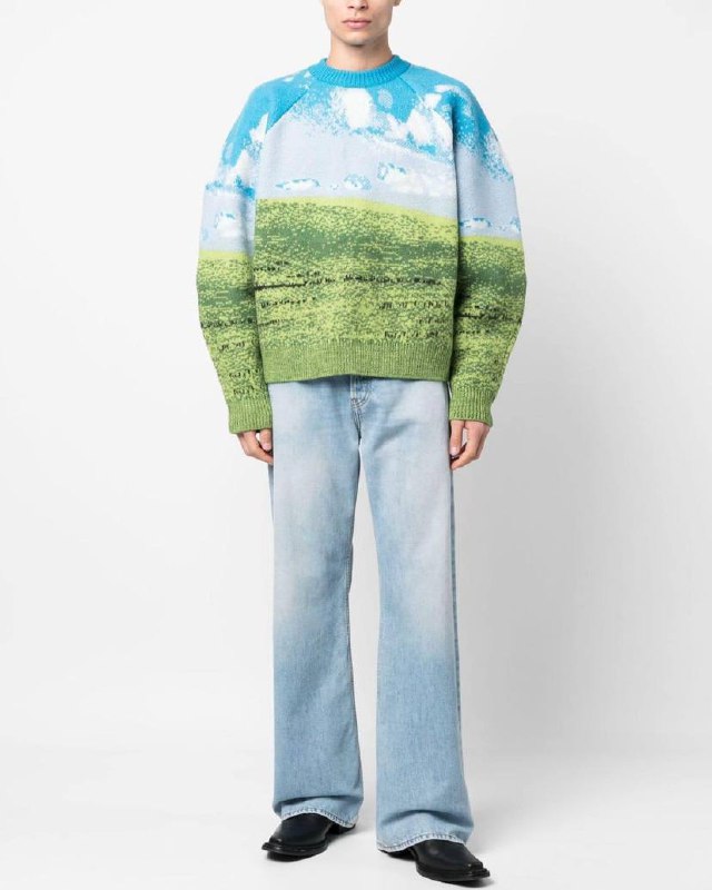 Начинаем неделю с приятных и интересных новостей из мира моды! 🤩
Свитер с обоями #windows
Для олдов и любителей «окошек» 🤭 бренд Sunnei связал шерстяной джемпер Bliss за $1250!
Выглядит круто! Люблю т... | Сетка — социальная сеть от hh.ru