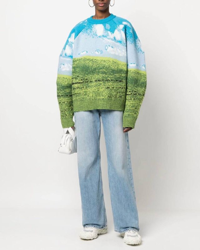 Начинаем неделю с приятных и интересных новостей из мира моды! 🤩
Свитер с обоями #windows
Для олдов и любителей «окошек» 🤭 бренд Sunnei связал шерстяной джемпер Bliss за $1250!
Выглядит круто! Люблю т... | Сетка — социальная сеть от hh.ru