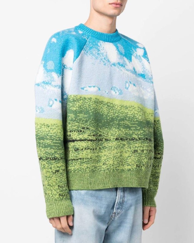 Начинаем неделю с приятных и интересных новостей из мира моды! 🤩
Свитер с обоями #windows
Для олдов и любителей «окошек» 🤭 бренд Sunnei связал шерстяной джемпер Bliss за $1250!
Выглядит круто! Люблю т... | Сетка — социальная сеть от hh.ru