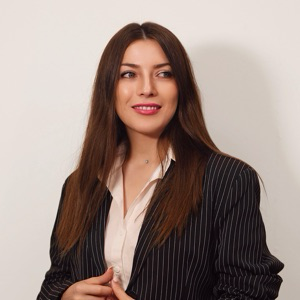 Алёна Желяскова