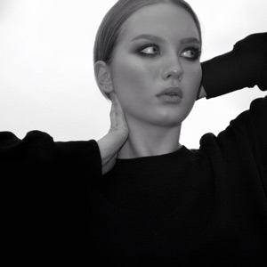 Anna Stekolnikova | Сетка — социальная сеть от hh.ru